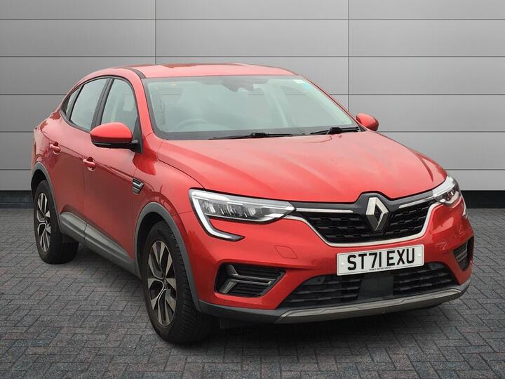 Renault Arkana 1.6 E-TECH Iconic Auto 2WD Euro 6 (s/s) 5dr Renault Arkana 1.6 E-TECH Iconic Auto 2WD Euro 6 (s/s) 5dr