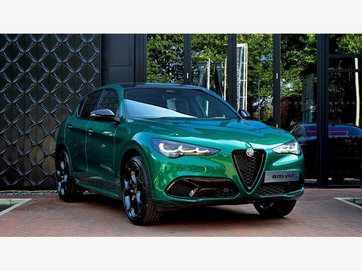 Alfa Romeo Stelvio 2.0T Tributo Italiano Auto Q4 AWD Euro 6 (s/s) 5dr