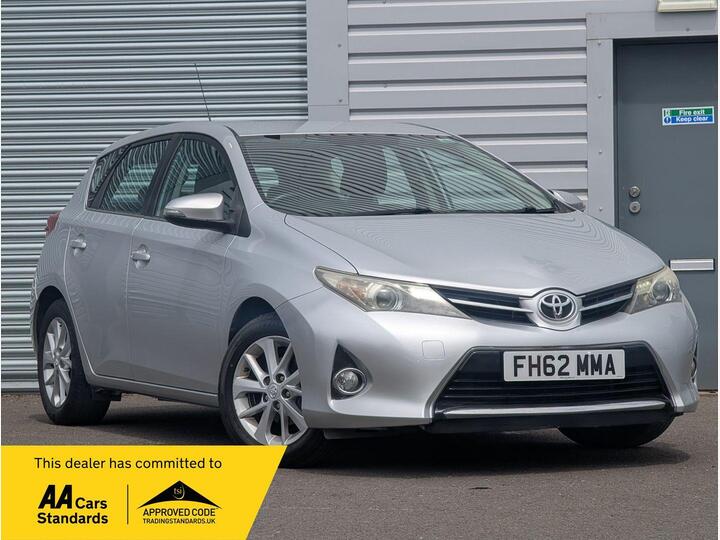 Toyota Auris 1.6 V-Matic Icon Multidrive S Euro 5 5dr Toyota Auris 1.6 V-Matic Icon Multidrive S Euro 5 5dr