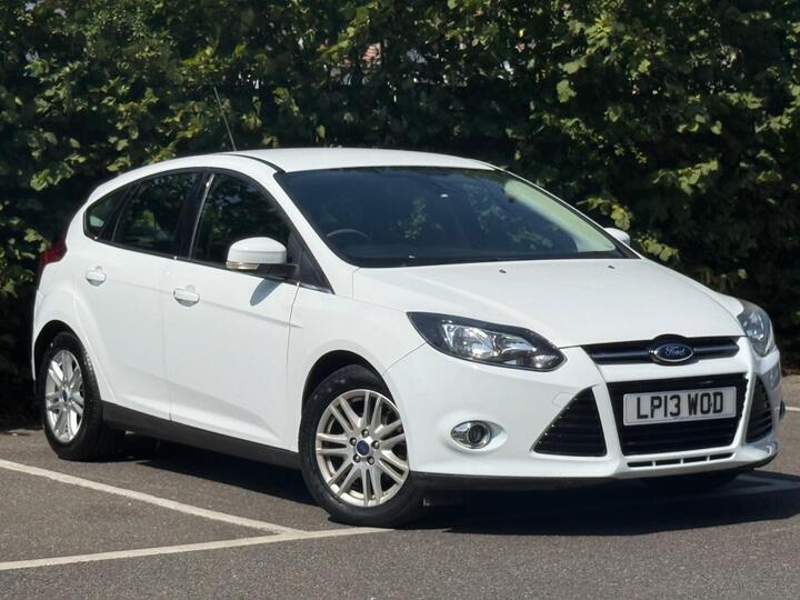 Ford Focus 1.6 Titanium Powershift Euro 5 5dr