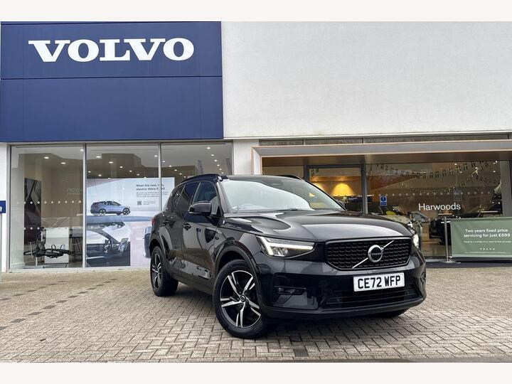 Volvo XC40 2.0 B4 MHEV Plus DCT Auto AWD Euro 6 (s/s) 5dr