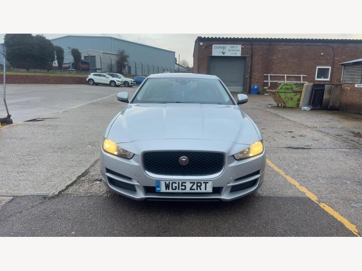 Jaguar XE 2.0d Prestige Auto Euro 6 (s/s) 4dr