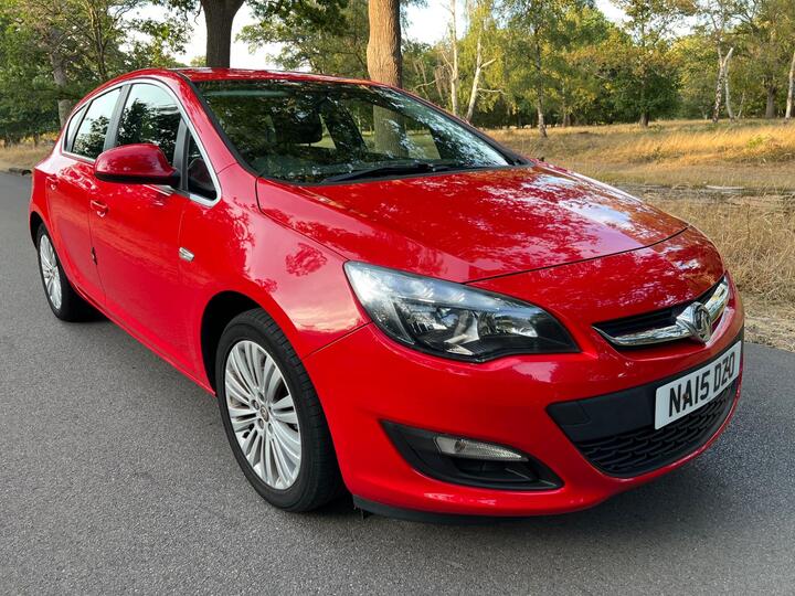 Vauxhall Astra 1.4i Excite Euro 6 5dr