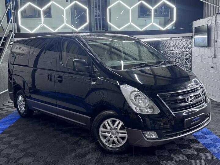 Hyundai I800 2.5 CRDi SE Auto Euro 6 5dr Hyundai I800 2.5 CRDi SE Auto Euro 6 5dr