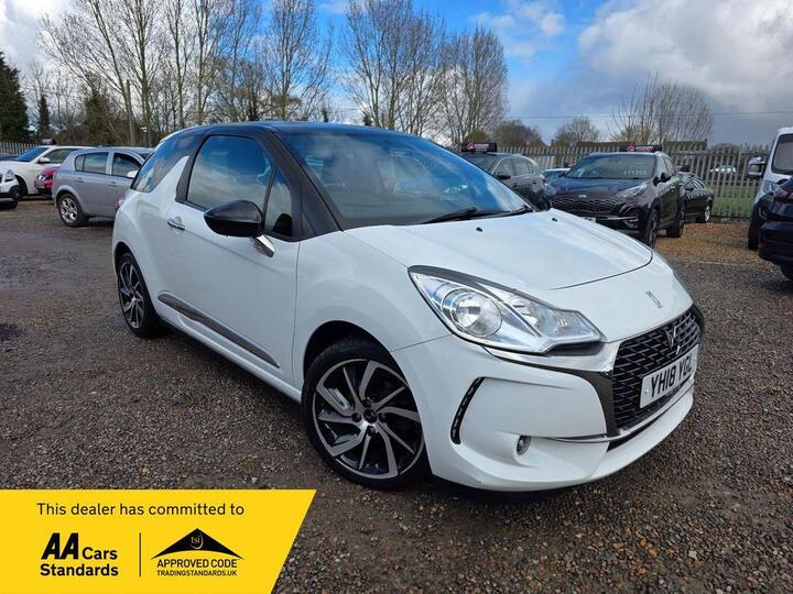 DS AUTOMOBILES DS 3 1.6 BlueHDi Connected Chic Euro 6 (s/s) 3dr