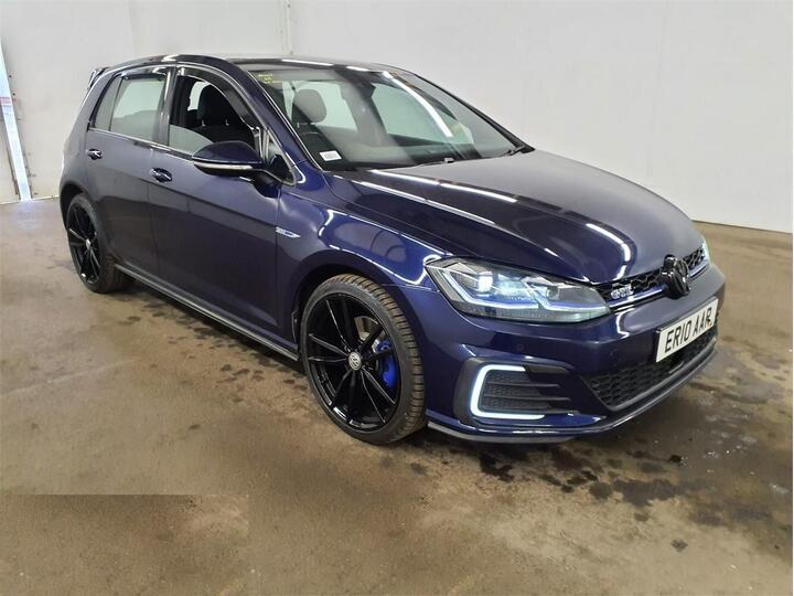 Volkswagen Golf 1.4 TSI 8.7kWh GTE DSG Euro 6 (s/s) 5dr Volkswagen Golf 1.4 TSI 8.7kWh GTE DSG Euro 6 (s/s) 5dr