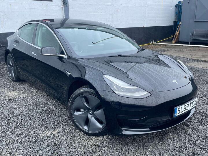 Tesla MODEL 3 Standard Range Plus Auto RWD 4dr