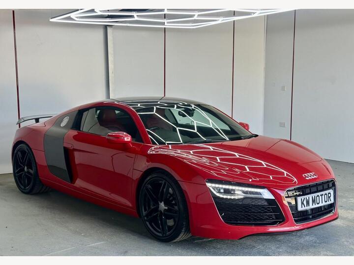 Audi R8 4.2 FSI V8 S Tronic Quattro Euro 5 2dr