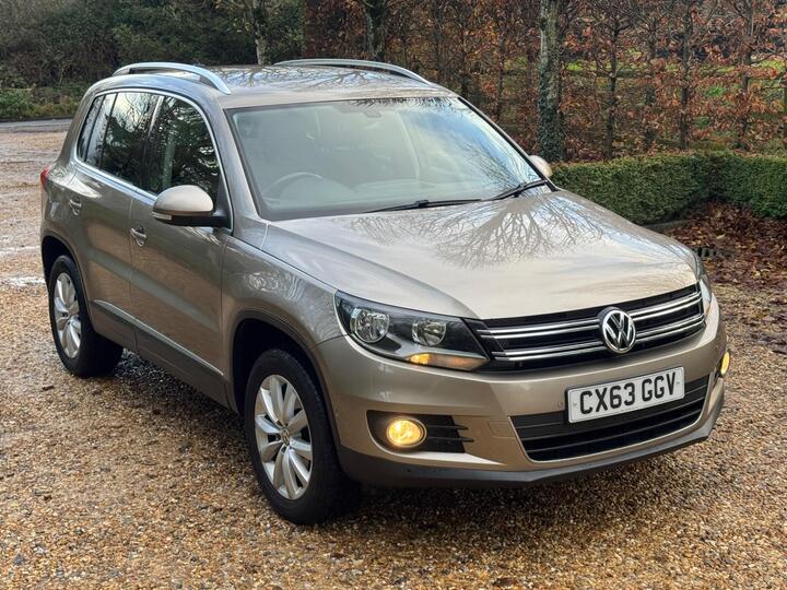 Volkswagen Tiguan 2.0 TDI BlueMotion Tech Match DSG 4WD Euro 5 (s/s) 5dr