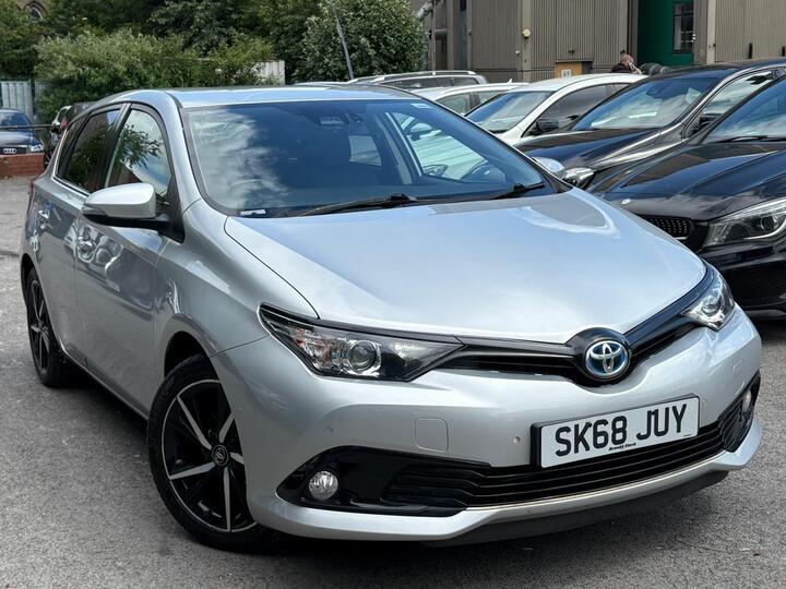 Toyota Auris 1.8 VVT-h Design CVT Euro 6 (s/s) 5dr