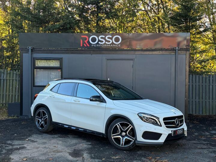 Mercedes-Benz GLA 2.1 GLA220 CDI AMG Line 7G-DCT 4MATIC Euro 6 (s/s) 5dr Mercedes-Benz GLA 2.1 GLA220 CDI AMG Line 7G-DCT 4MATIC Euro 6 (s/s) 5dr
