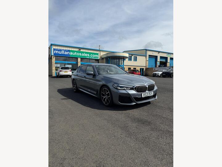 BMW 5 Series 2.0 520d MHT M Sport Steptronic Euro 6 (s/s) 4dr