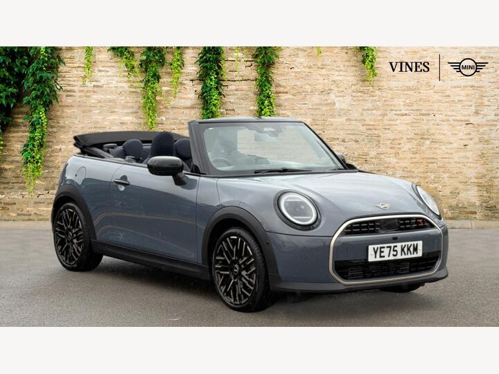 MINI Cooper Convertible 2.0S Exclusive Steptronic Euro 6 (s/s) 2dr