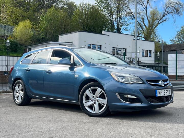 Vauxhall Astra 2.0 CDTi SRi Sports Tourer Euro 5 (s/s) 5dr