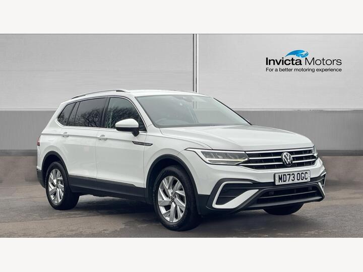 Volkswagen Tiguan 1.5 TSI Life Euro 6 (s/s) 5dr Volkswagen Tiguan 1.5 TSI Life Euro 6 (s/s) 5dr