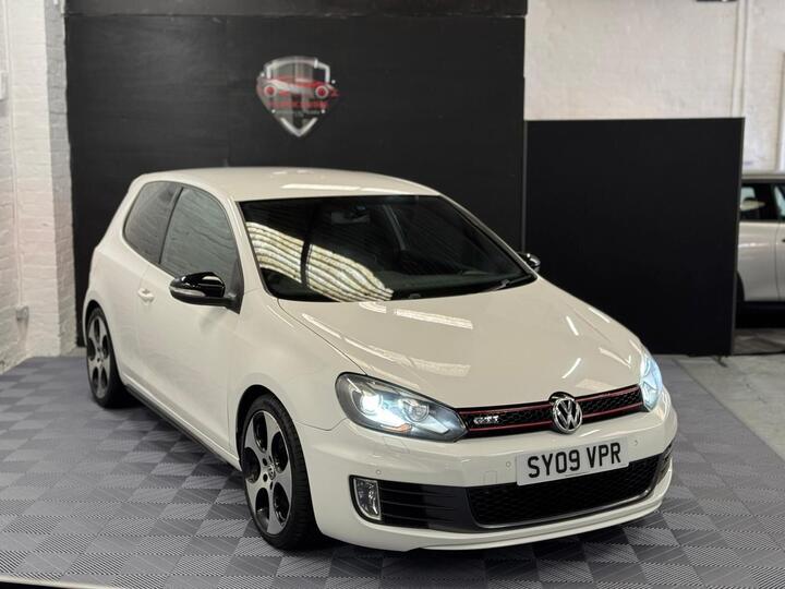 Volkswagen Golf 2.0 TSI GTI Euro 5 3dr Volkswagen Golf 2.0 TSI GTI Euro 5 3dr