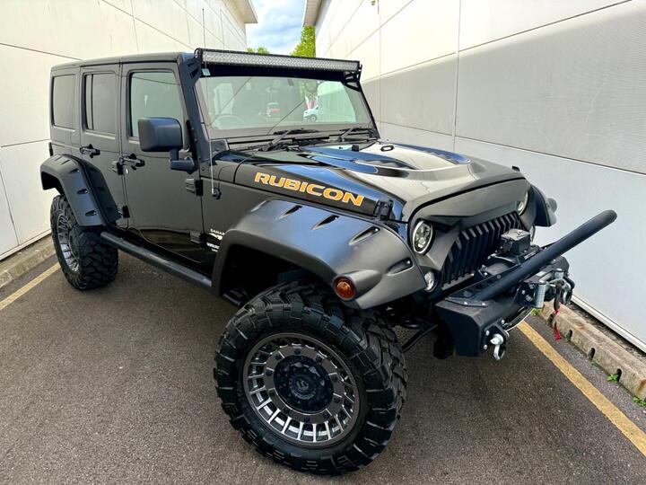 Jeep Wrangler UNLIMITED SAHARA 4X4 3.6L V6 AUTO 4DR Jeep Wrangler UNLIMITED SAHARA 4X4 3.6L V6 AUTO 4DR
