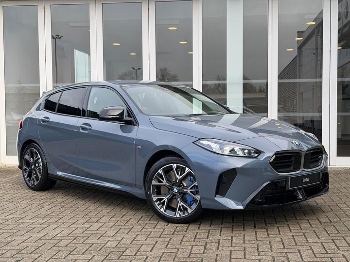 BMW 1 Series 2.0 M135i DCT XDrive Euro 6 (s/s) 5dr