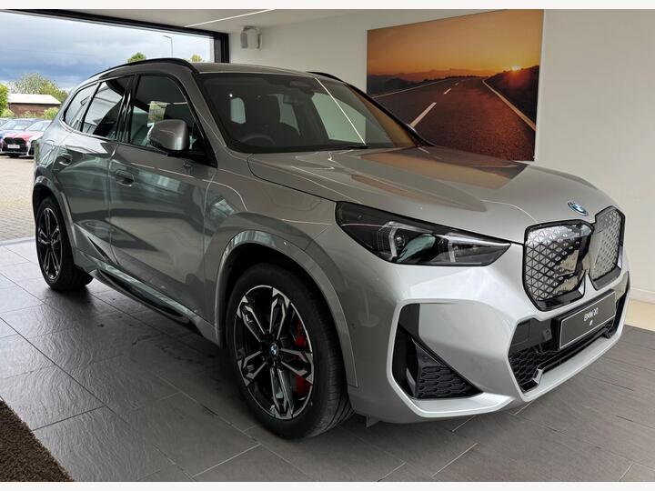 BMW IX1 20 66.5kWh M Sport Auto EDrive 5dr (11kW Charger)