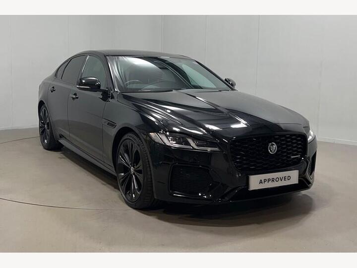Jaguar XF 2.0 D200 MHEV R-Dynamic SE Black Auto Euro 6 (s/s) 4dr