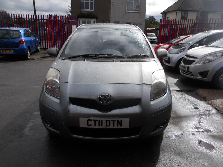 Toyota Yaris 1.33 Dual VVT-i T Spirit Euro 5 (s/s) 5dr