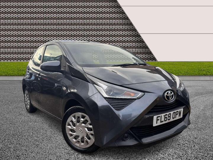 Toyota AYGO 1.0 VVT-i X-play Euro 6 5dr