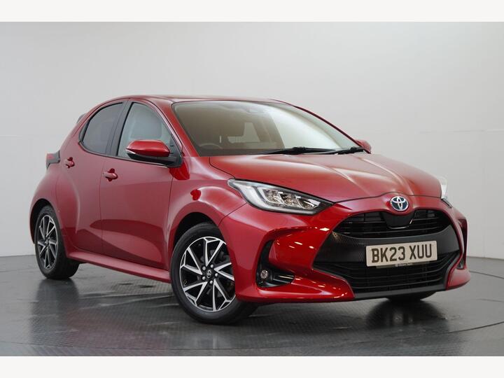 Toyota Yaris 1.5 VVT-h Design E-CVT Euro 6 (s/s) 5dr