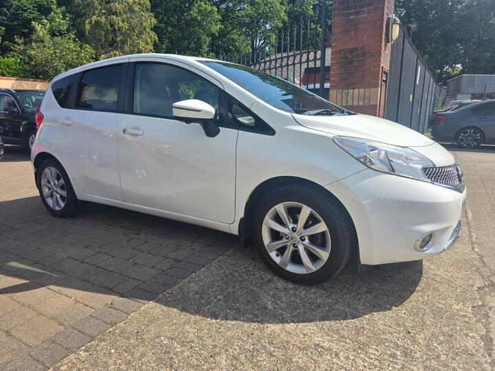 Nissan Note 1.2 DIG-S Tekna Euro 5 (s/s) 5dr Nissan Note 1.2 DIG-S Tekna Euro 5 (s/s) 5dr
