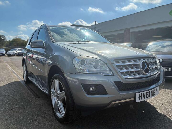 Mercedes-Benz M Class 3.0 ML300 CDI V6 BlueEfficiency Sport G-Tronic 4WD Euro 5 5dr