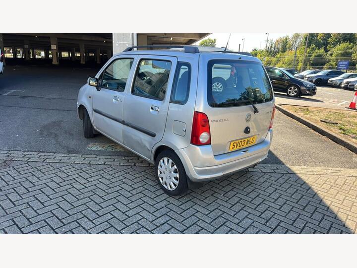 Vauxhall Agila 1.2i 16v Club SE 5dr