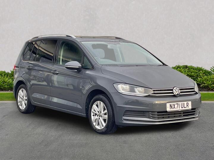Volkswagen TOURAN 1.5 TSI EVO SE Family DSG Euro 6 (s/s) 5dr Volkswagen TOURAN 1.5 TSI EVO SE Family DSG Euro 6 (s/s) 5dr