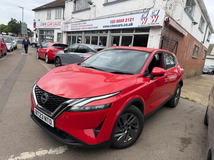 Nissan Qashqai 1.3 DIG-T MHEV Acenta Premium XTRON Euro 6 (s/s) 5dr