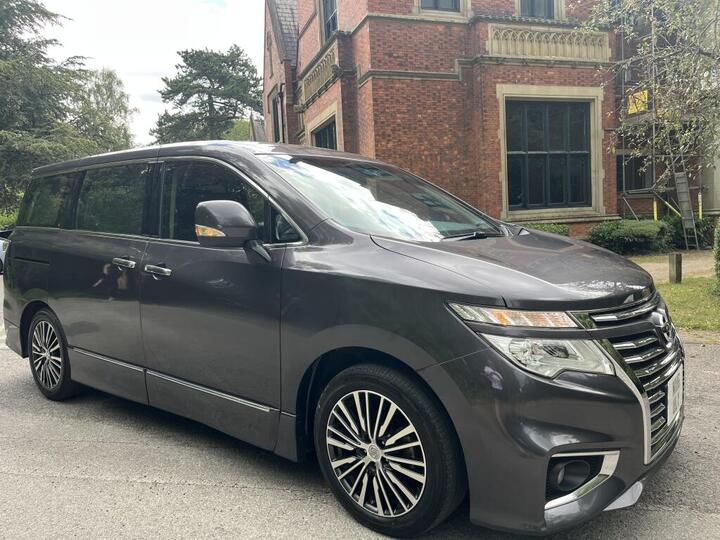 Nissan ELGRAND 2.5L. HIGHWAY STAR 7 SEAT
