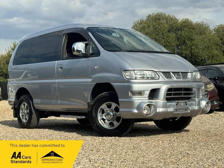 Mitsubishi Delica SPACE GEAR 4WD ACTIVE FIELD EDITION FRESH IMPORT ULEZ
