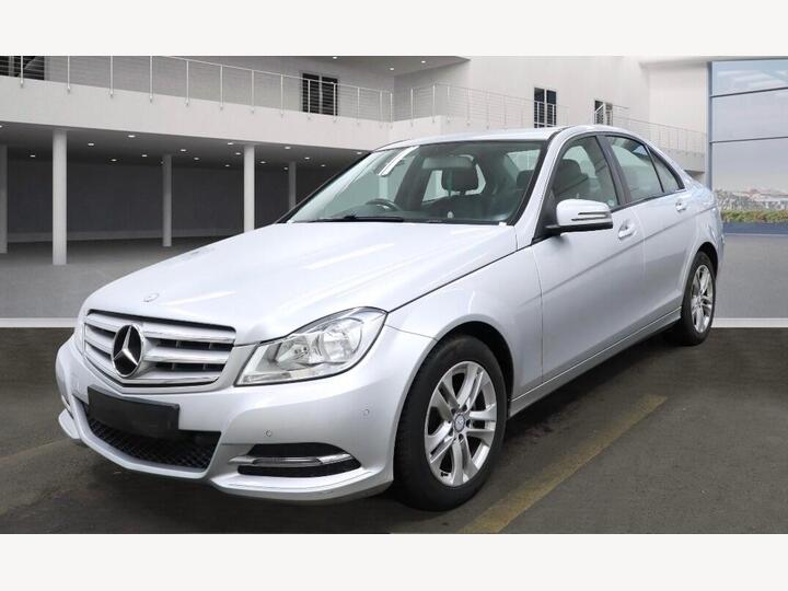 Mercedes-Benz C Class 2.1 C220 CDI Executive SE G-Tronic+ Euro 5 (s/s) 4dr