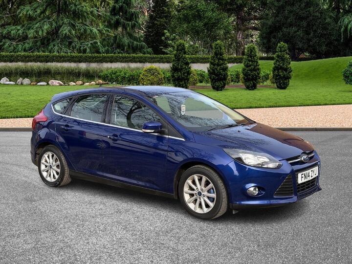 Ford Focus 1.0T EcoBoost Zetec Navigator Euro 5 (s/s) 5dr