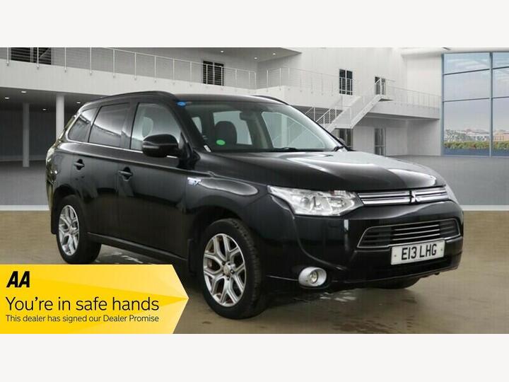 Mitsubishi Outlander 2.0h 12kWh GX4h CVT 4WD Euro 5 (s/s) 5dr Mitsubishi Outlander 2.0h 12kWh GX4h CVT 4WD Euro 5 (s/s) 5dr