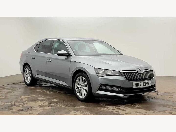 Skoda Superb 1.4 TSI IV 13kWh SE Technology DSG Euro 6 (s/s) 5dr Skoda Superb 1.4 TSI IV 13kWh SE Technology DSG Euro 6 (s/s) 5dr