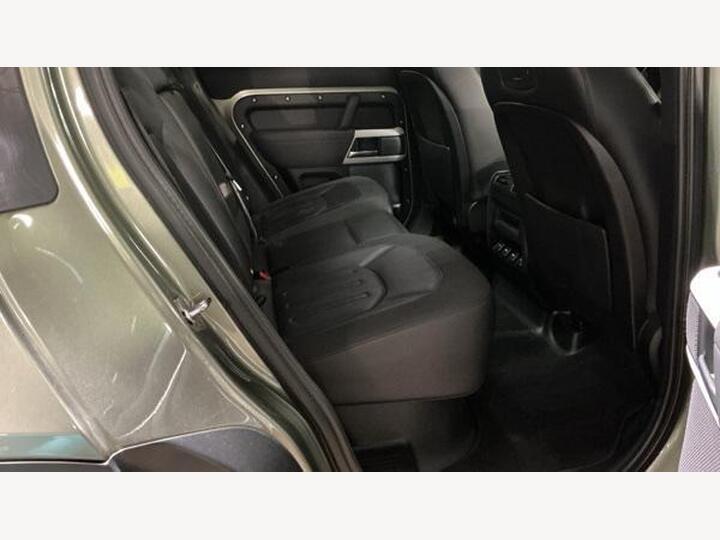 Land Rover Defender 110 2.0 SD4 First Edition Auto 4WD Euro 6 (s/s) 5dr