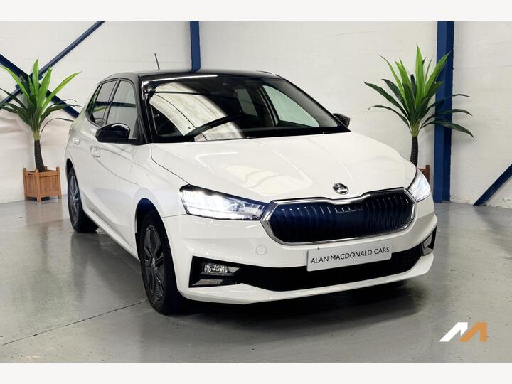 Skoda Fabia 1.0 TSI Colour Edition DSG Euro 6 (s/s) 5dr Skoda Fabia 1.0 TSI Colour Edition DSG Euro 6 (s/s) 5dr