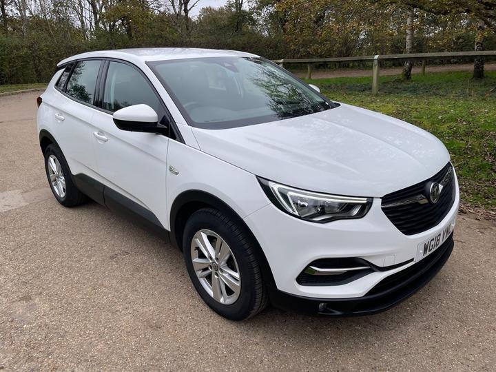 Vauxhall Grandland X 1.2 Turbo SE Euro 6 (s/s) 5dr