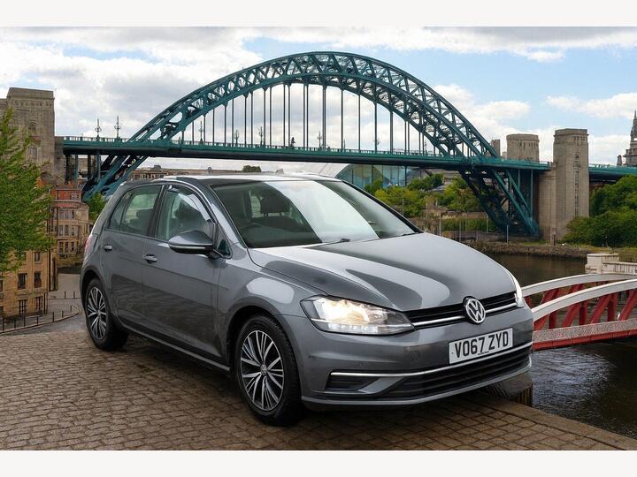 Volkswagen Golf 1.6 TDI SE Nav Euro 6 (s/s) 5dr