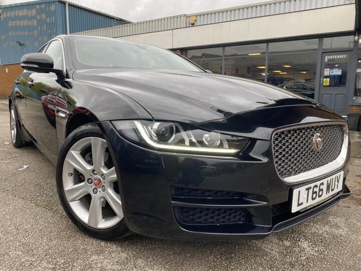 Jaguar XE DIESEL SALOON 2.0d Portfolio Auto Euro 6 (s/s) 4dr