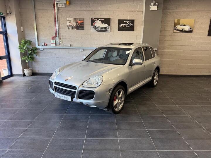Porsche Cayenne 4.5 Turbo Tiptronic S AWD 5dr
