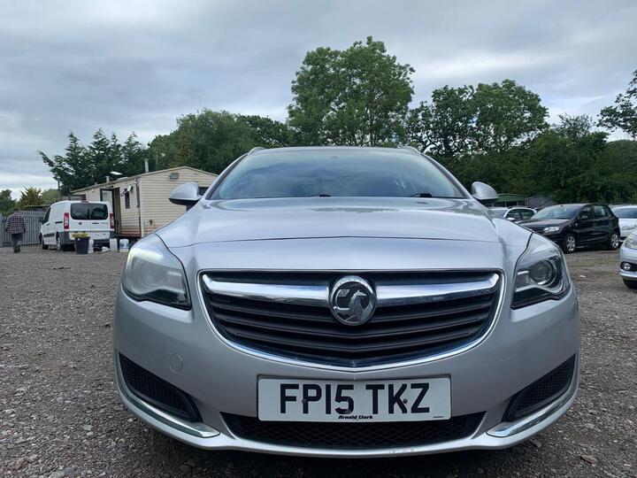 Vauxhall Insignia 2.0 CDTi EcoFLEX Design Sports Tourer Euro 5 (s/s) 5dr