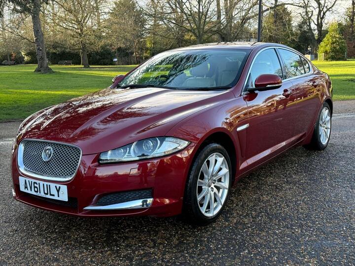 Jaguar XF 2.2d Premium Luxury Auto Euro 5 (s/s) 4dr