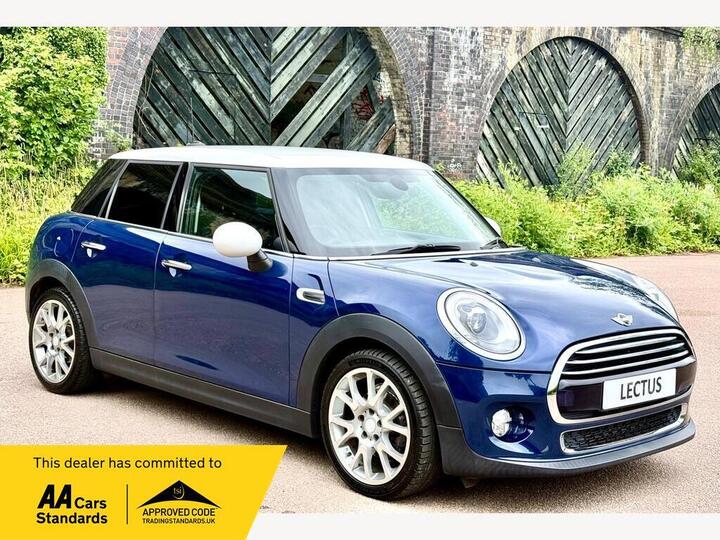 MINI Hatch 1.5 Cooper Auto Petrol Euro 6 (s/s) 5dr