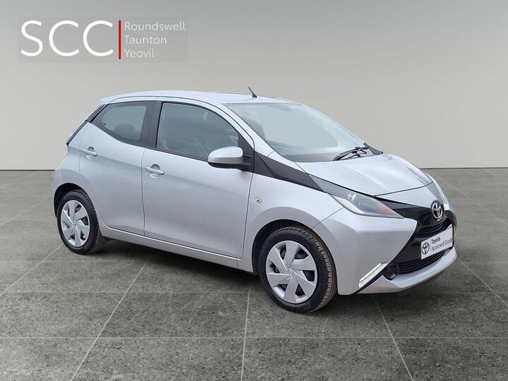 Toyota AYGO 1.0 VVT-i X-play Euro 6 5dr