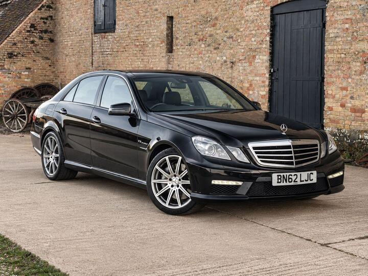 Mercedes-Benz E Class 5.5 E63 V8 AMG SpdS MCT Euro 5 (s/s) 4dr