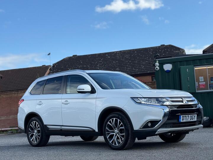 Mitsubishi Outlander 2.2 DI-D 3 4WD Euro 6 (s/s) 5dr